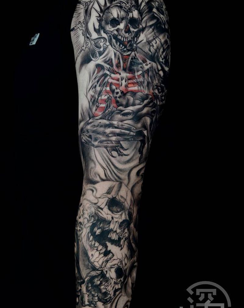 七宗罪整臂局部纹身图片_手臂手部欧美写实骷髅花纹身图案