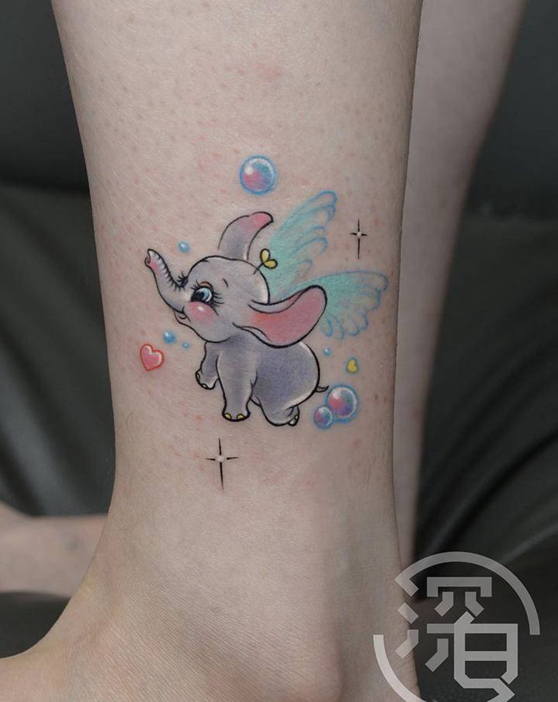 小图纹身图片_手臂肩部欧美写实New School花狗象纹身图案