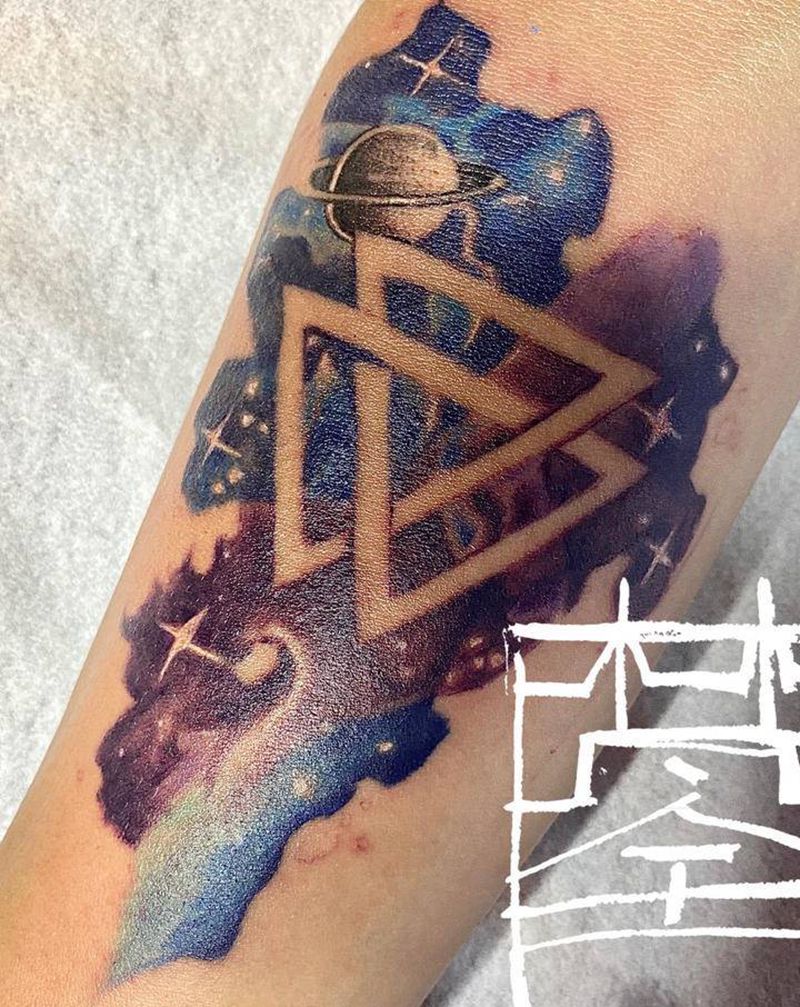 星空纹身图片_手臂纹身图案