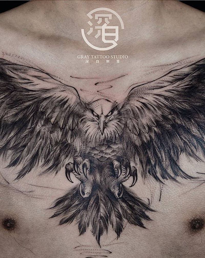 老鹰纹身图片_胸部欧美写实老鹰纹身图案
