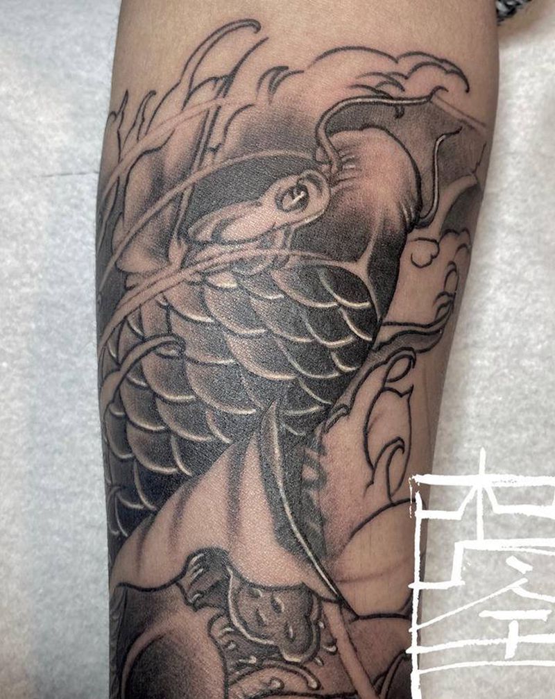鱼纹身图片_手部手臂新传统老传统纹身图案