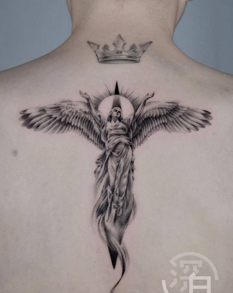天使纹身图片_背部欧美写实纹身图案