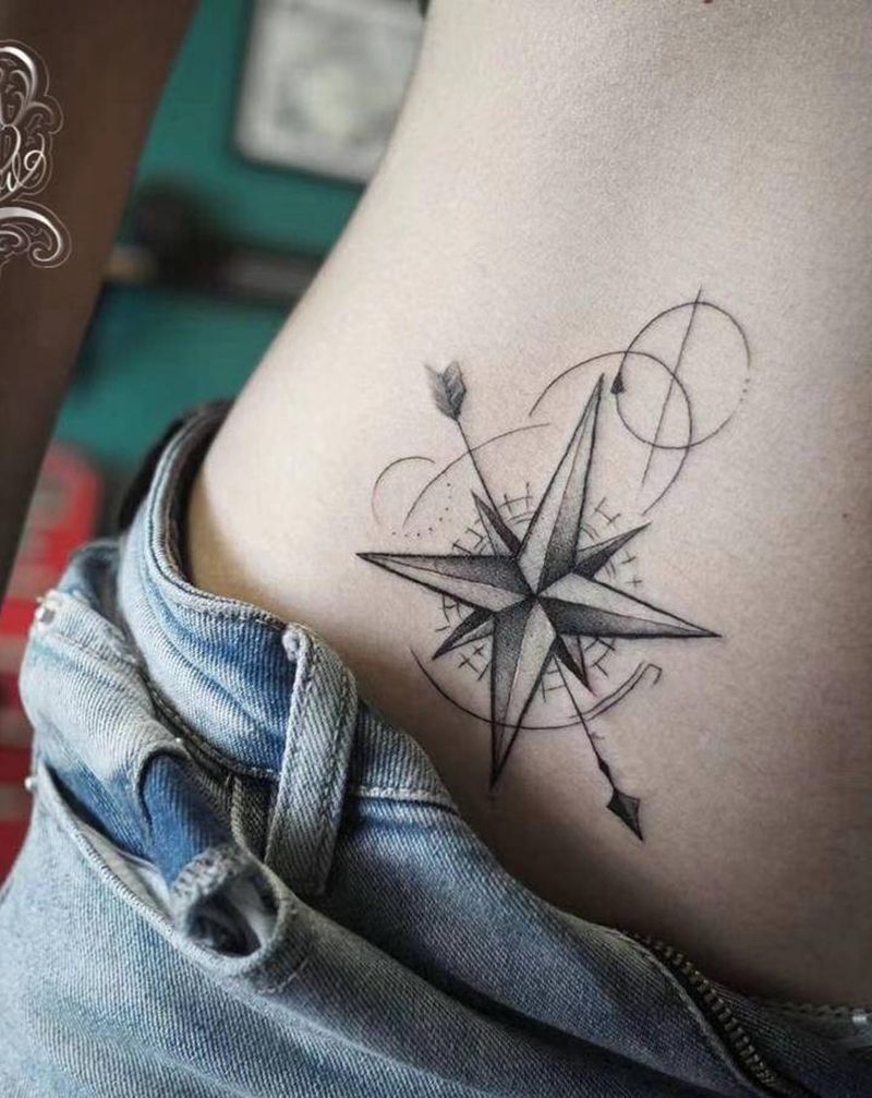 指南针纹身图片_腹部纹身图案