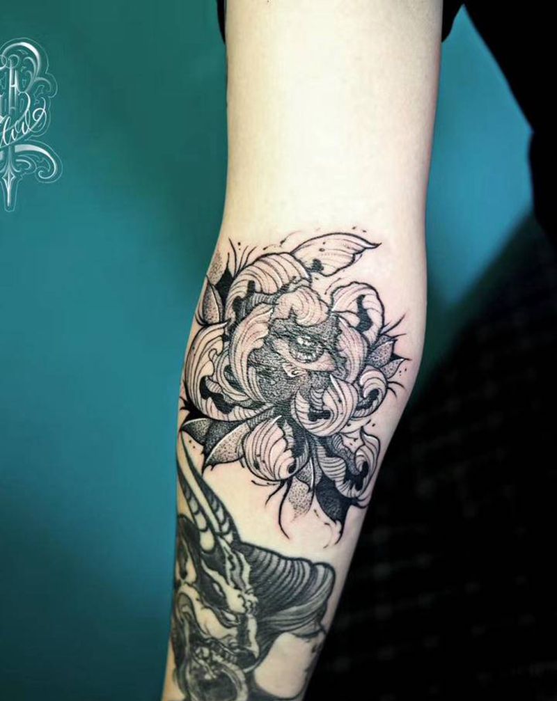 花纹身图片_手臂纹身图案