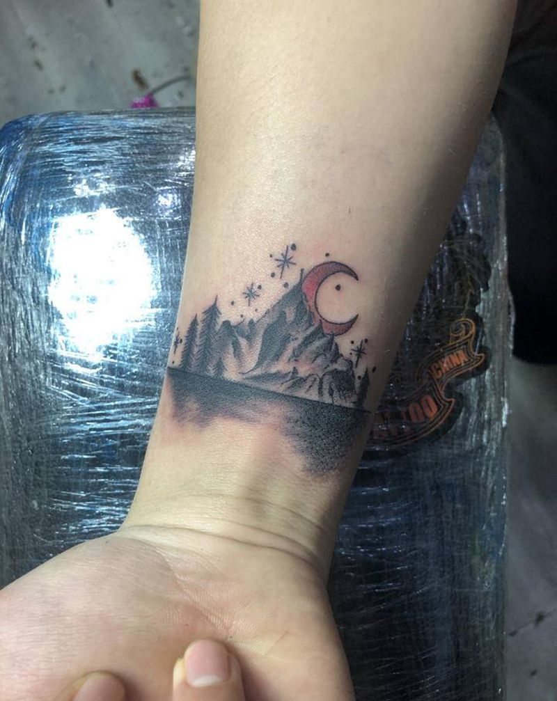 山海  ，月亮纹身图片_手臂纹身图案