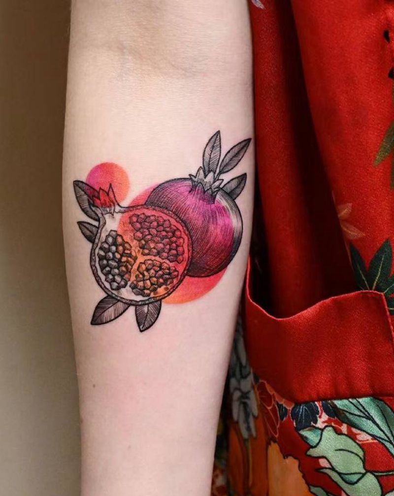 石榴纹身图片_手臂纹身图案