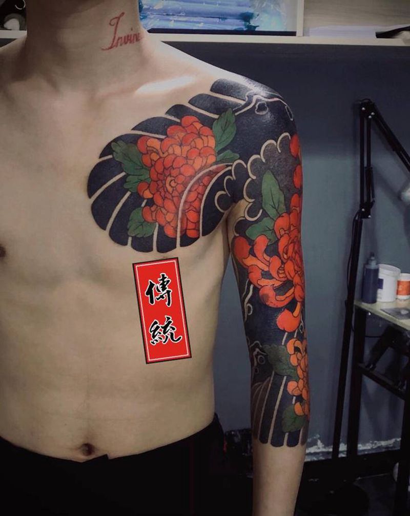 半胛七分袖纹身图片_老传统纹身图案