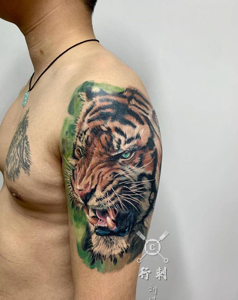 虎纹身图片_手臂欧美写实纹身图案
