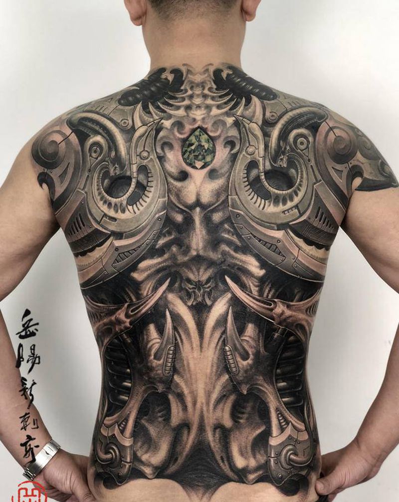 《生命之锥5》纹身图片_背部手臂欧美写实机械生化异形纹身图案