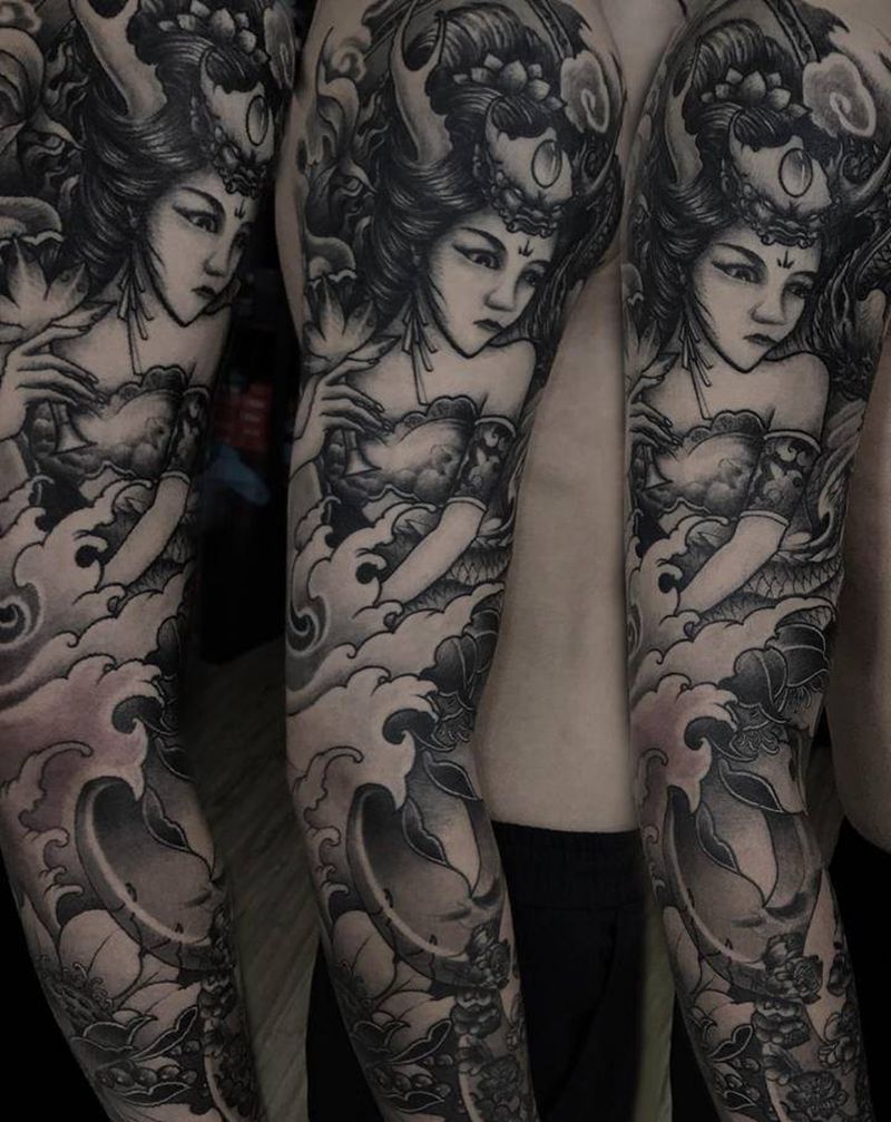 龙女纹身图片_手臂手部新传统纹身图案