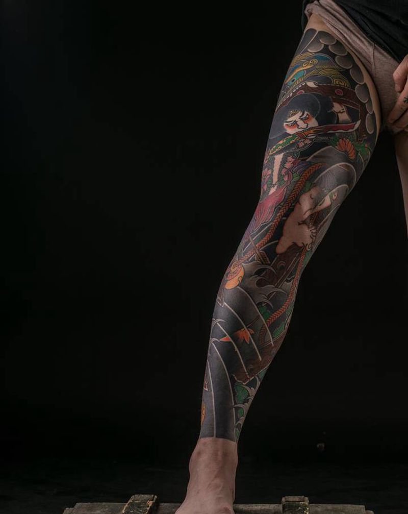 张顺破水门纹身图片_腿部老传统纹身图案