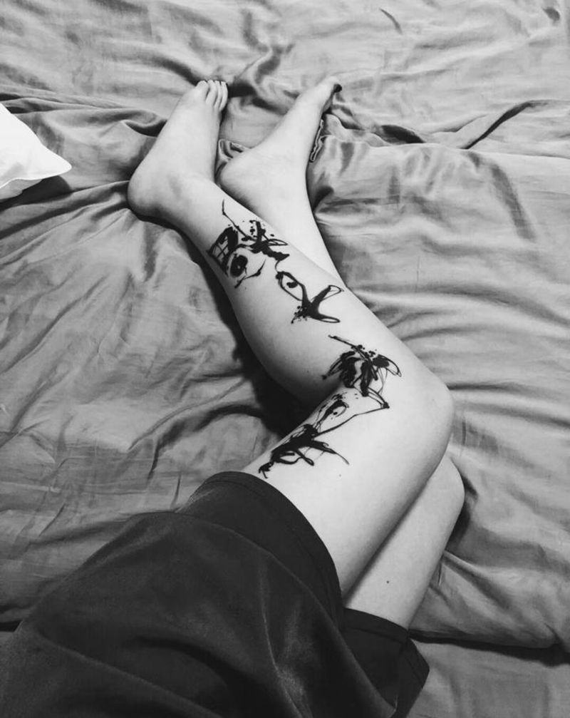 纹家秀先上纹身图片_腿部水墨汉字纹身图案