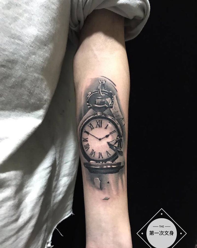 怀表纹身图片_手臂纹身图案