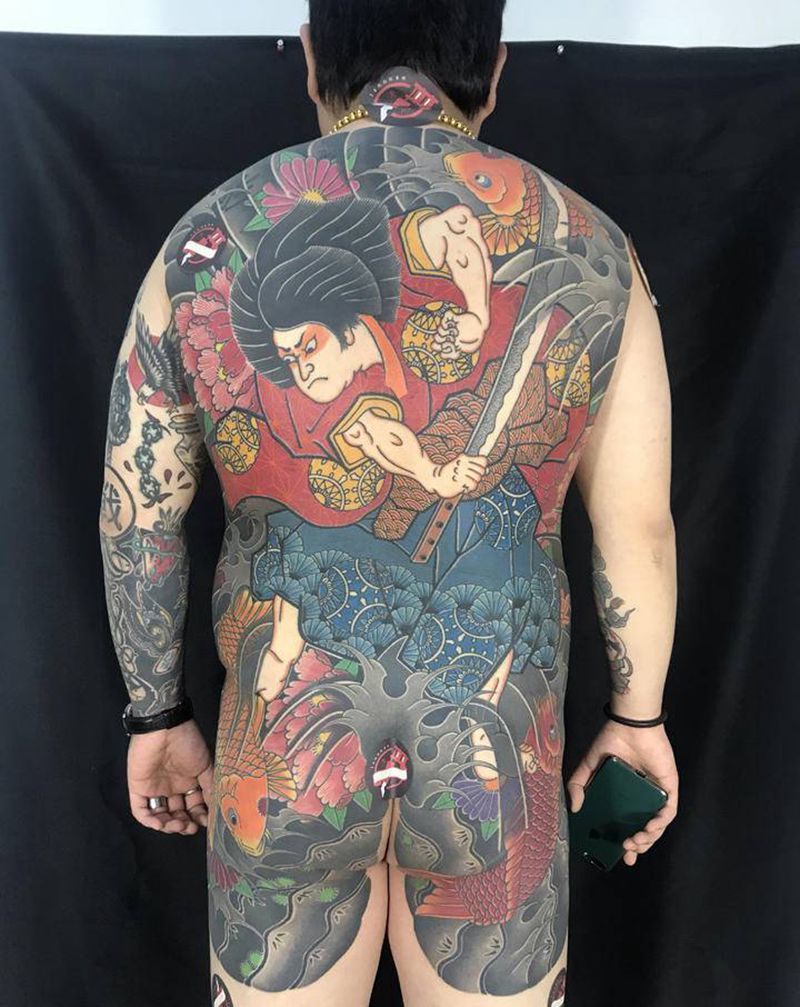 鬼若丸纹身图片_背部老传统纹身图案