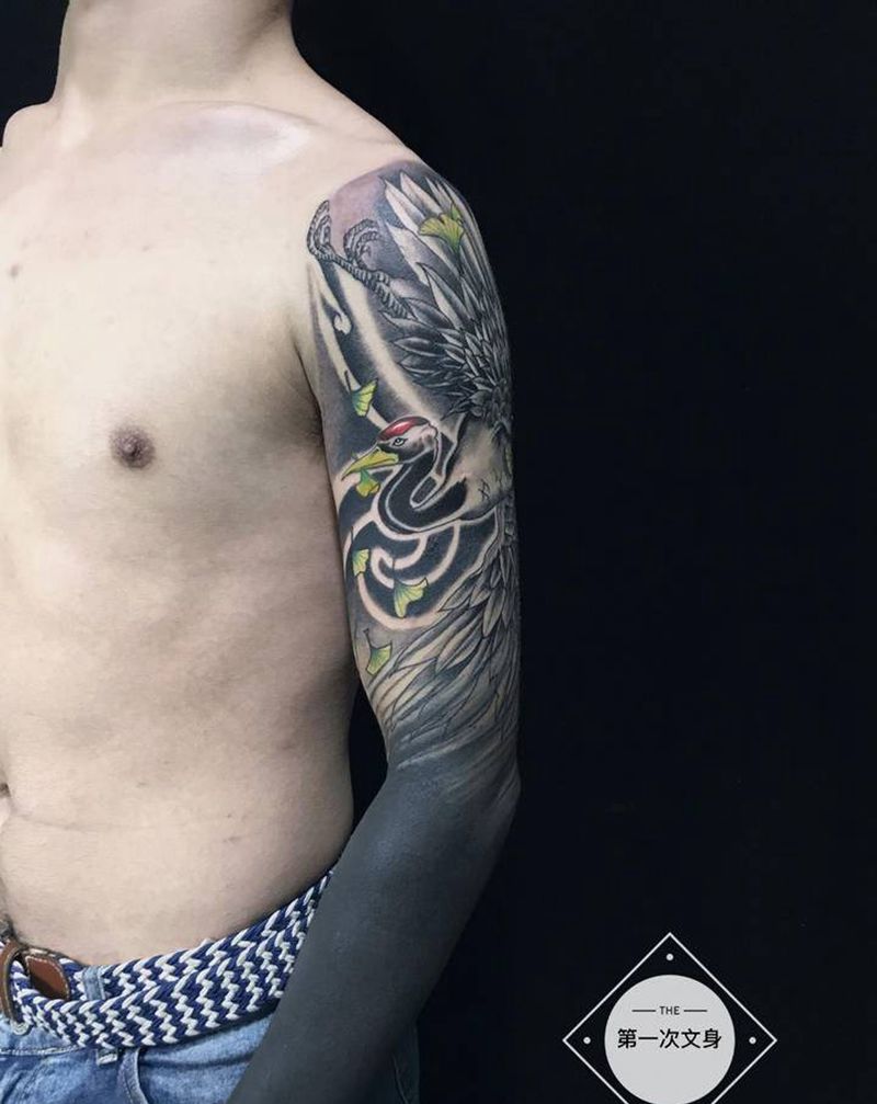 黑臂纹身图片_手臂新传统纹身图案