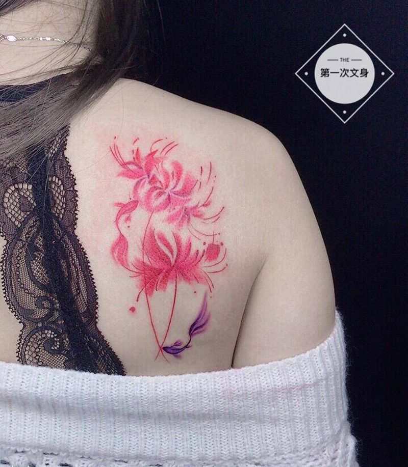 双鱼座➕彼岸花纹身图片_背部水彩水墨纹身图案