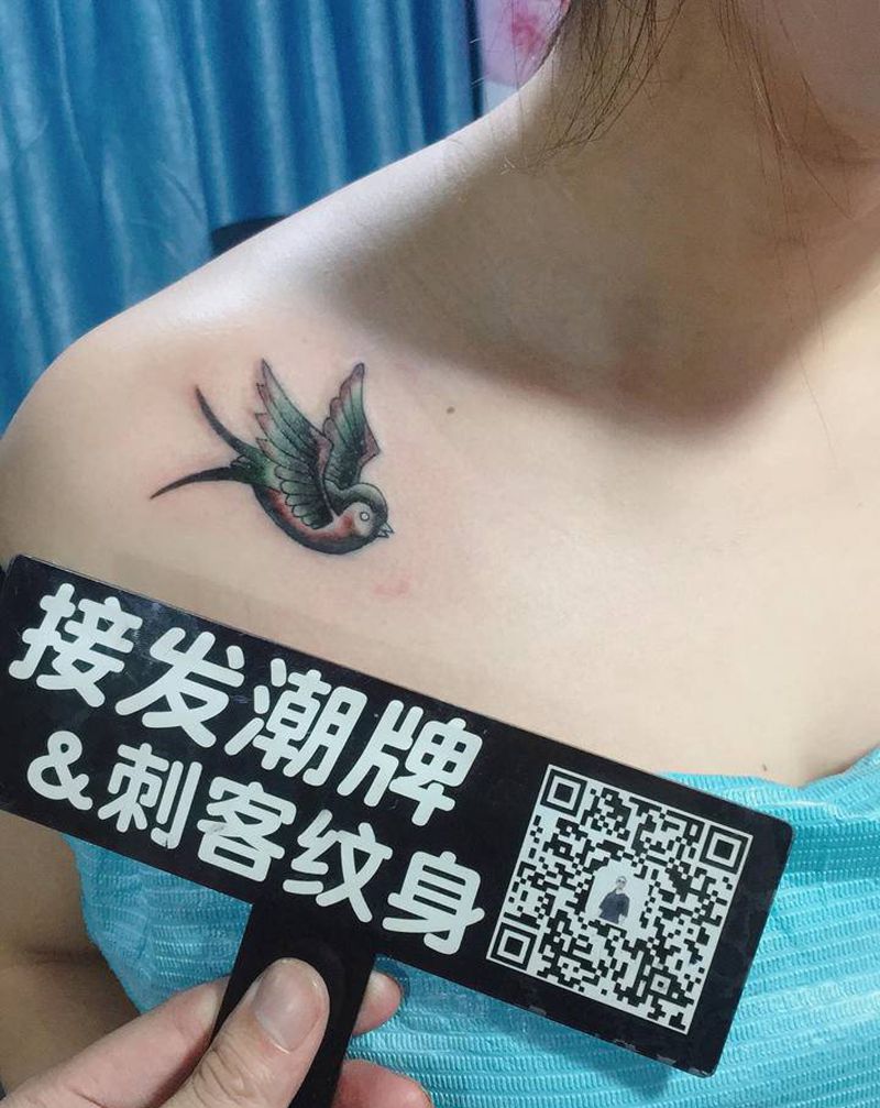 鸟纹身图片_肩部纹身图案