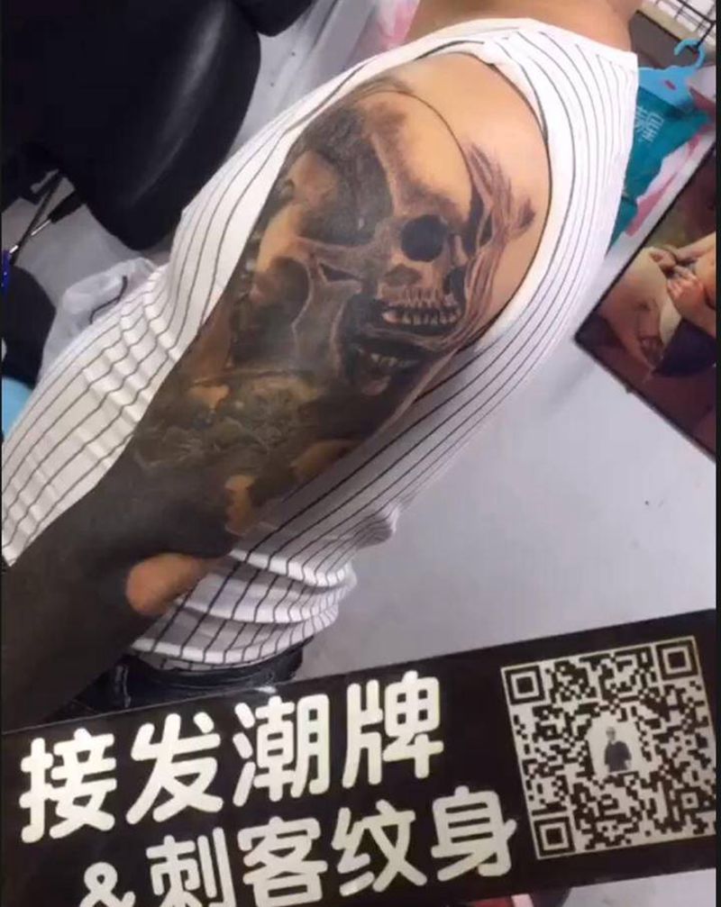 佛与魔，小黑臂纹身图片_手臂纹身图案