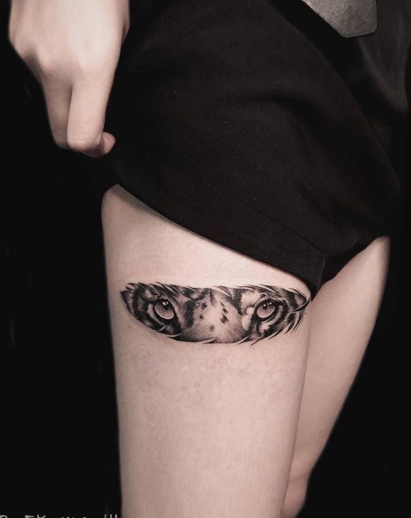 老虎纹身图片_腿部欧美写实老虎纹身图案