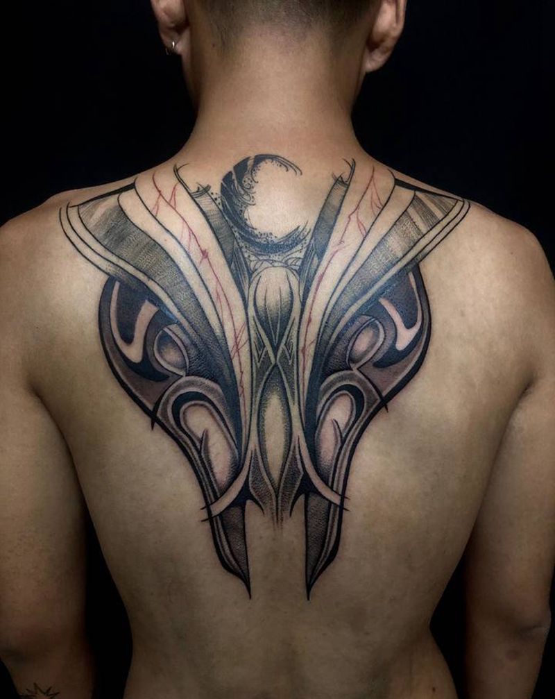 背背纹身图片_背部纹身图案