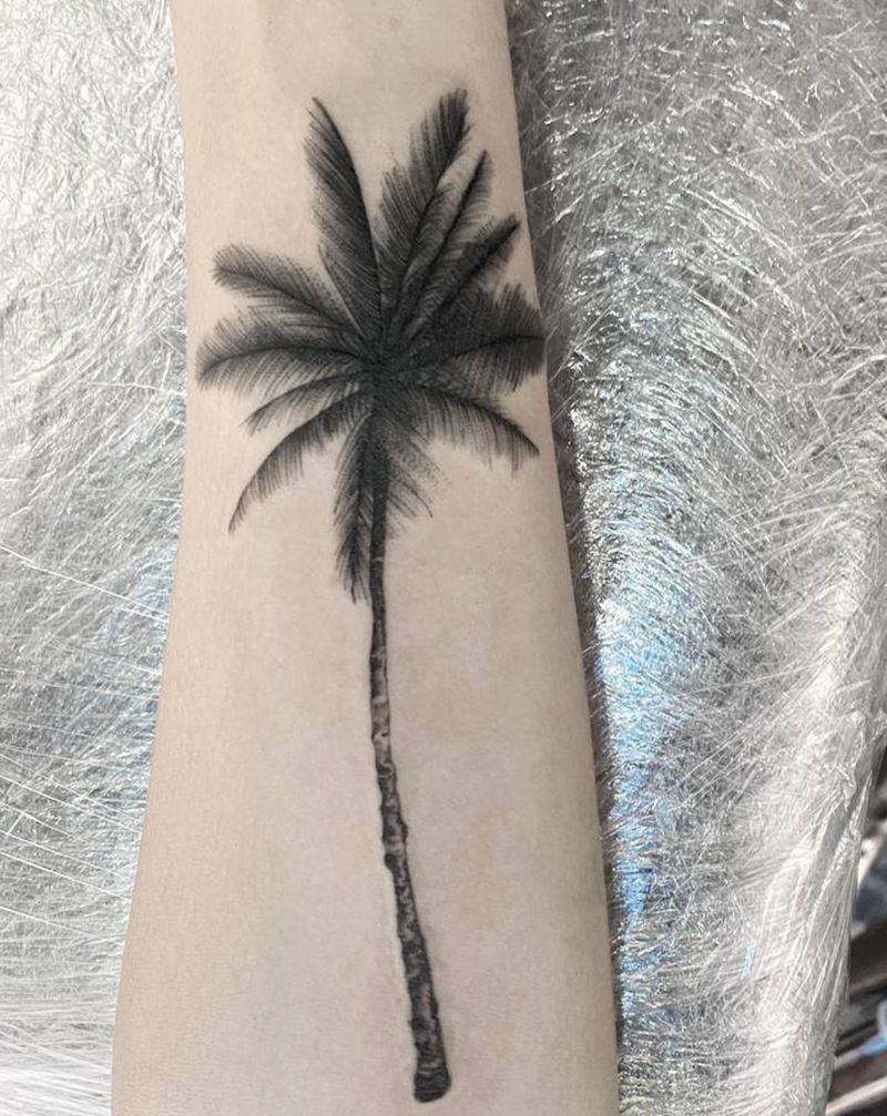 椰子树纹身图片_手臂欧美写实纹身图案