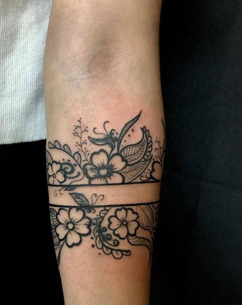 臂环遮盖纹身图片_手臂几何纹身图案