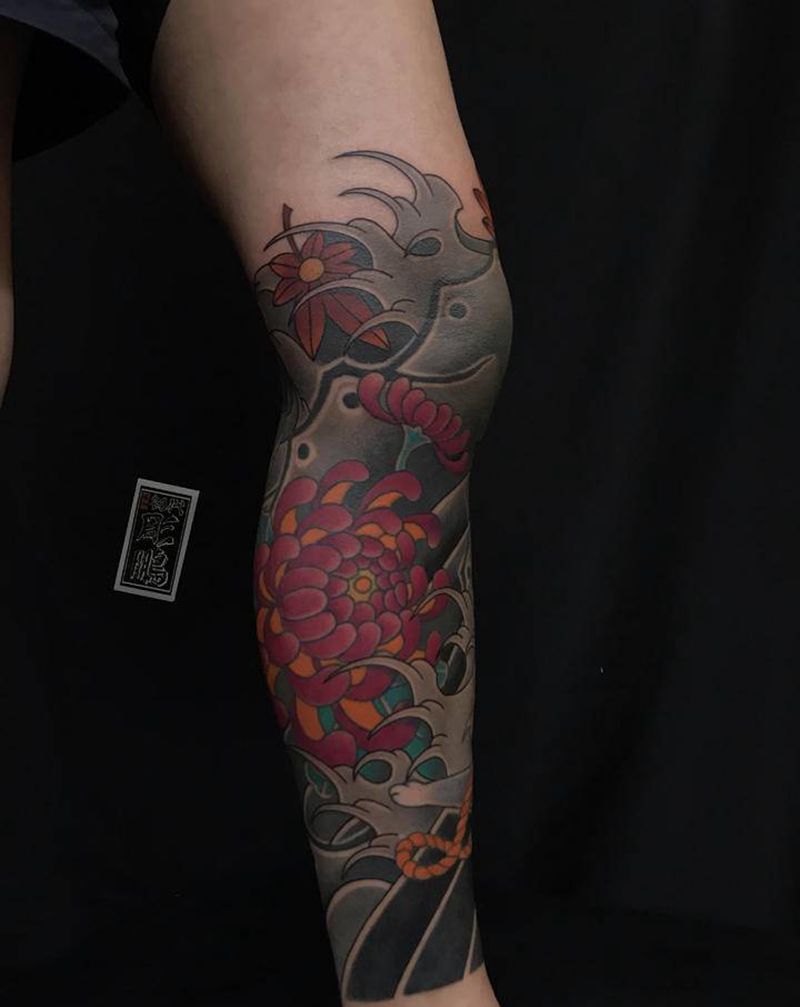 猫菊纹身图片_腿部老传统纹身图案