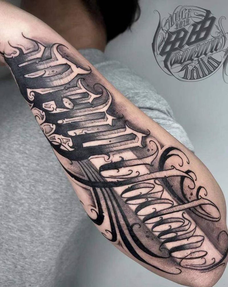 老本行纹身图片_手臂花体字纹身图案