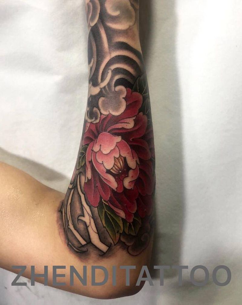 联名牡丹纹身图片_花体字新传统纹身图案