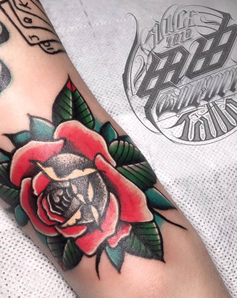 Old School 花朵纹身图片_手臂Old School纹身图案