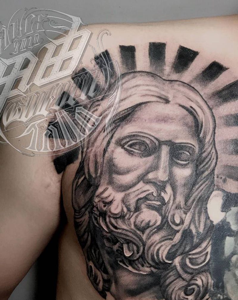 耶稣纹身图片_胸部欧美写实纹身图案