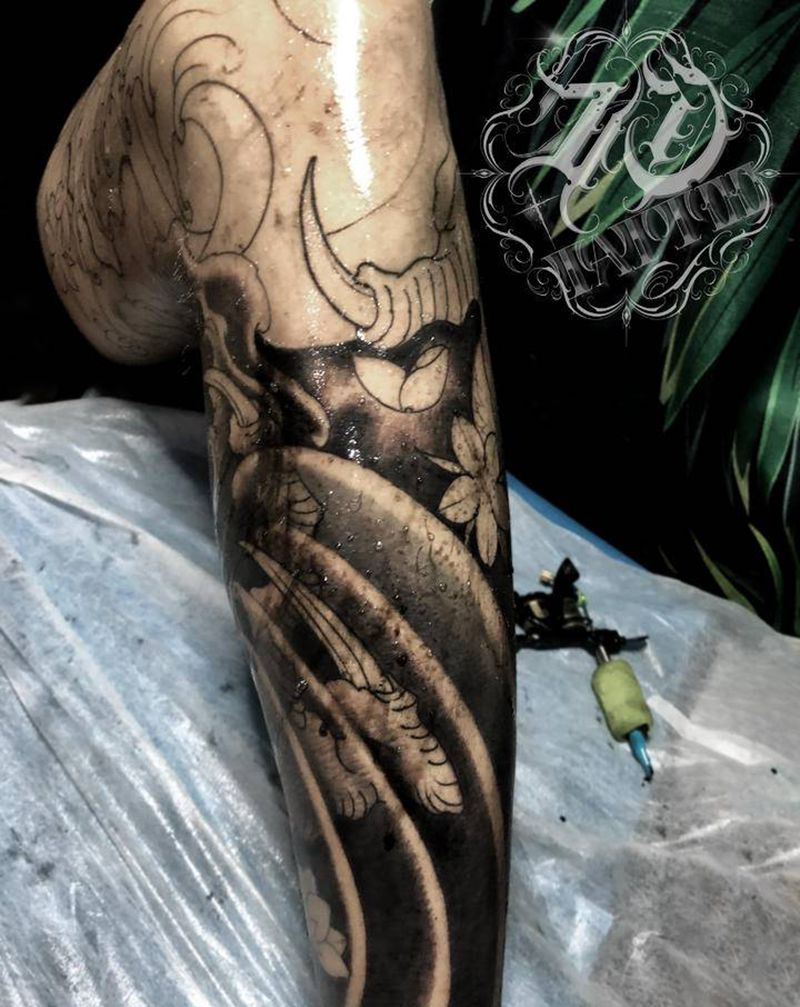 整腿龙未完成纹身图片_新传统纹身图案