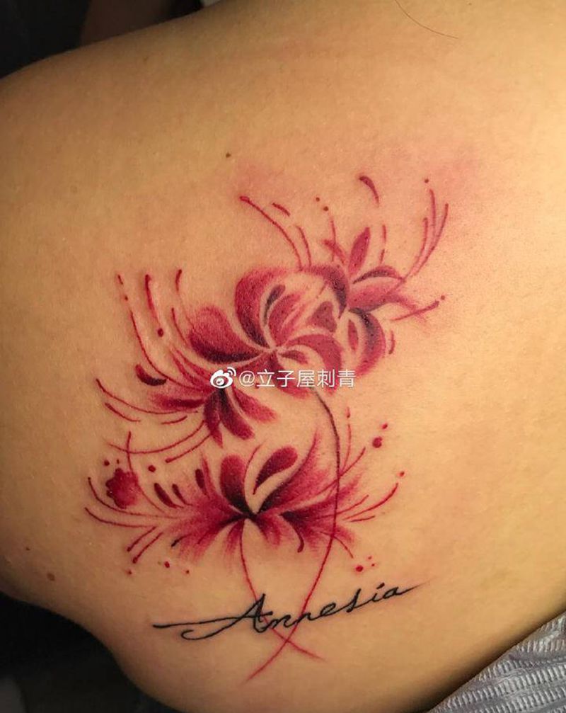 曼陀罗纹身图片_背部纹身图案