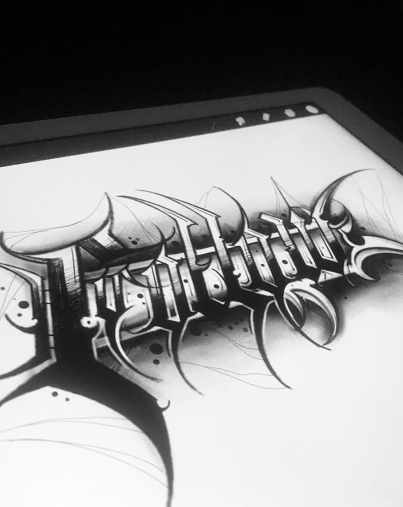 质变纹身图片_花体字纹身图案