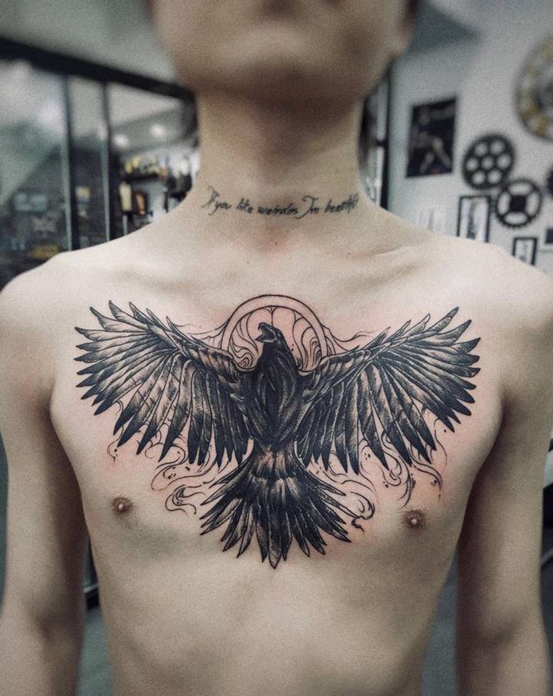 乌鸦纹身图片_胸部腹部点刺Old School纹身图案