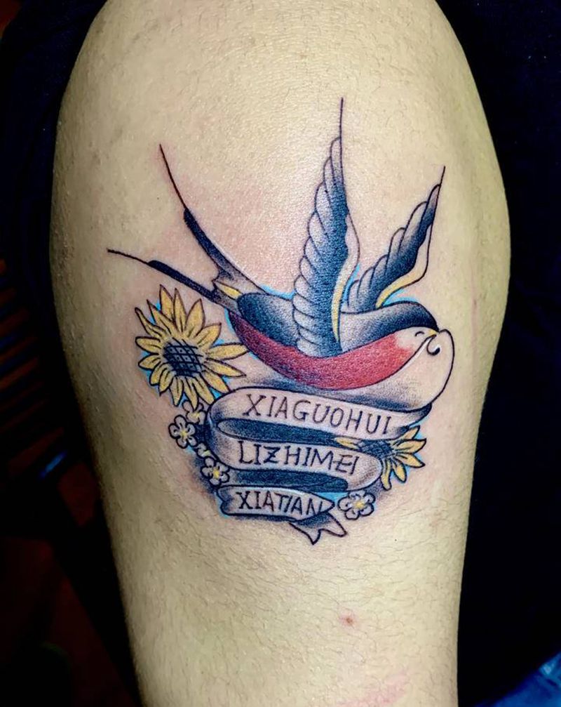 小燕子纹身图片_手臂Old School纹身图案