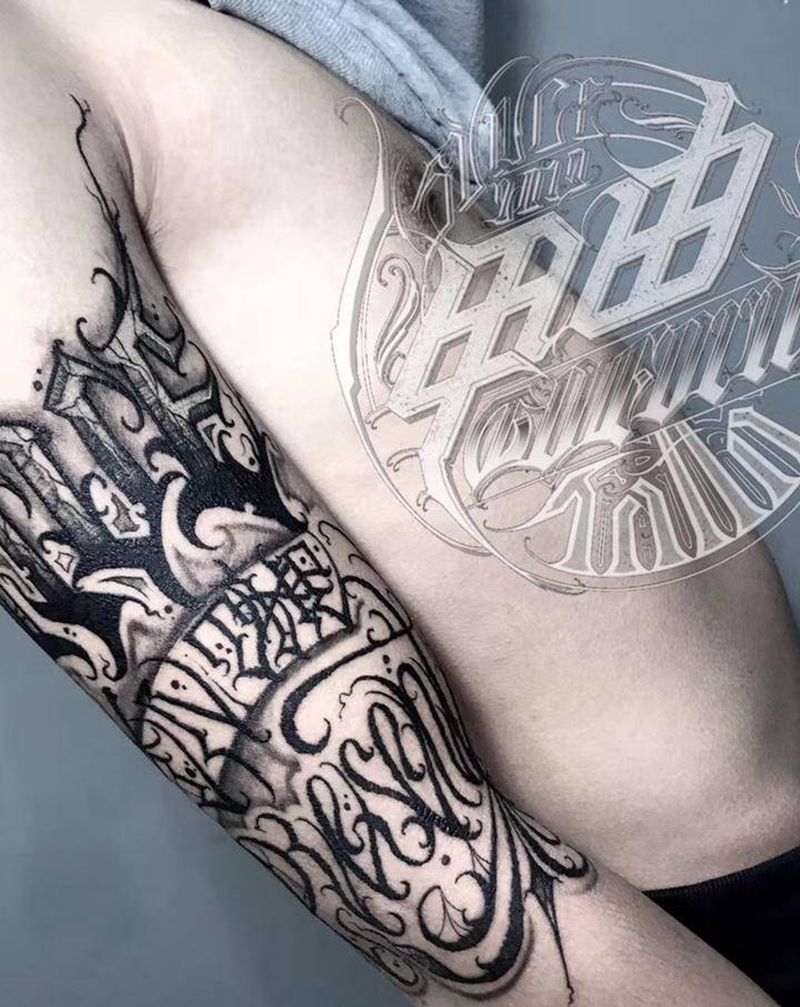 花体字纹身图片_手臂花体字纹身图案