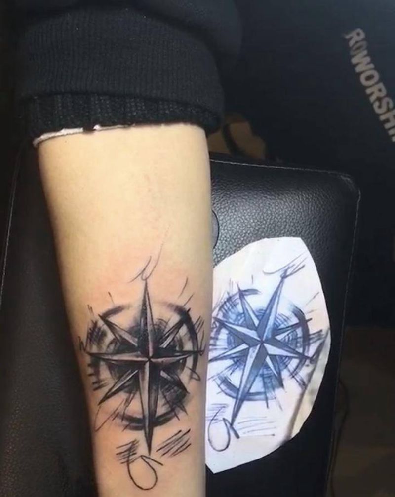 指南针纹身图片_手臂New School纹身图案
