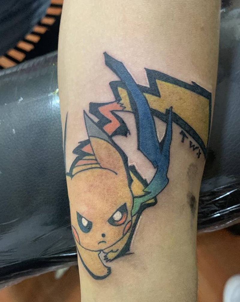 皮卡丘纹身图片_手部纹身图案