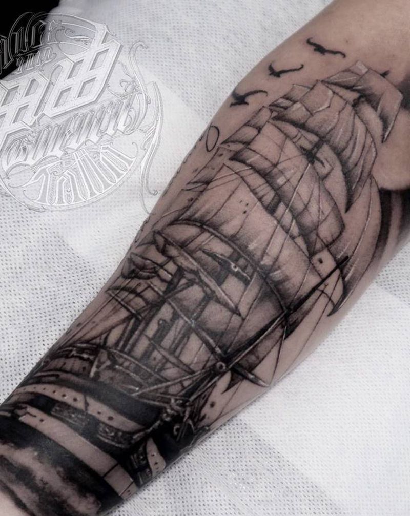 愿你一帆风顺，阳光普照☀️纹身图片_手臂欧美写实纹身图案