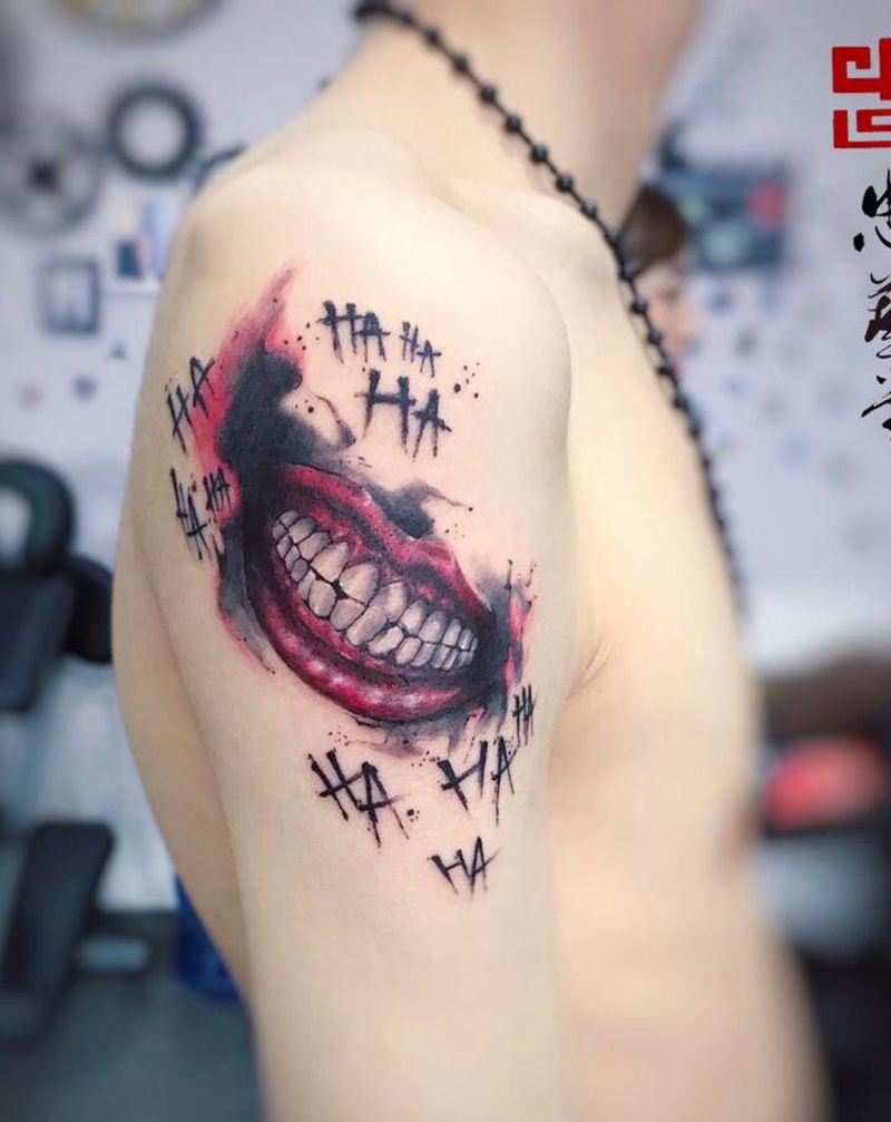 店里部分作品纹身图片_颈部胸部欧美写实Old School纹身图案