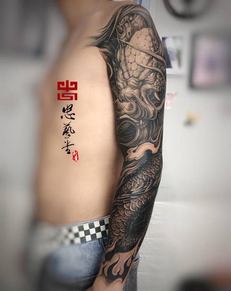 神龙臂纹身图片_手臂手部新传统欧美写实纹身图案