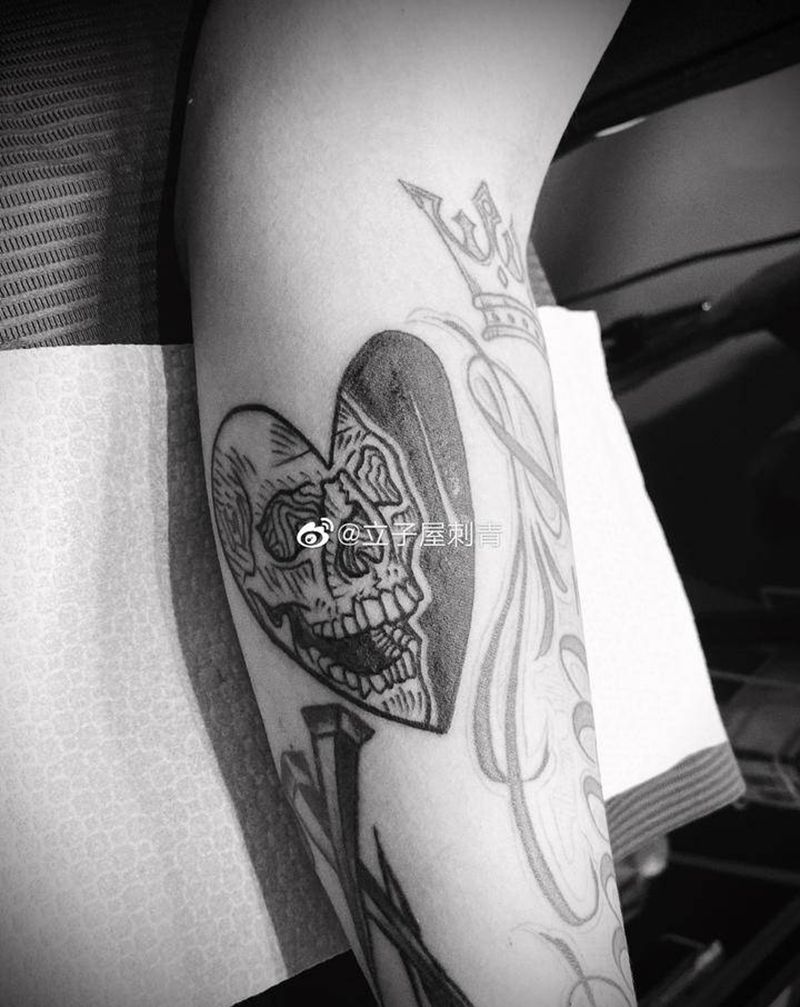 Old school纹身图片_手臂Old School纹身图案