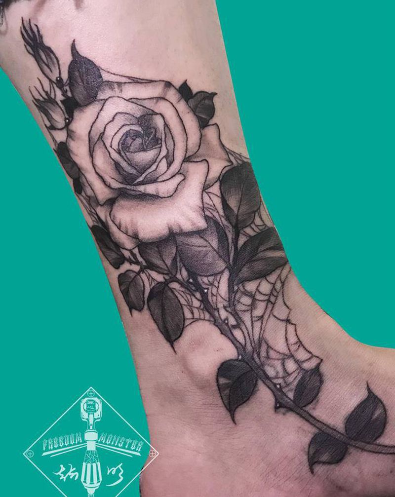 小遮盖纹身图片_脚部纹身图案