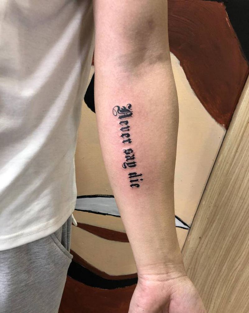 字母纹身图片_手臂花体字纹身图案