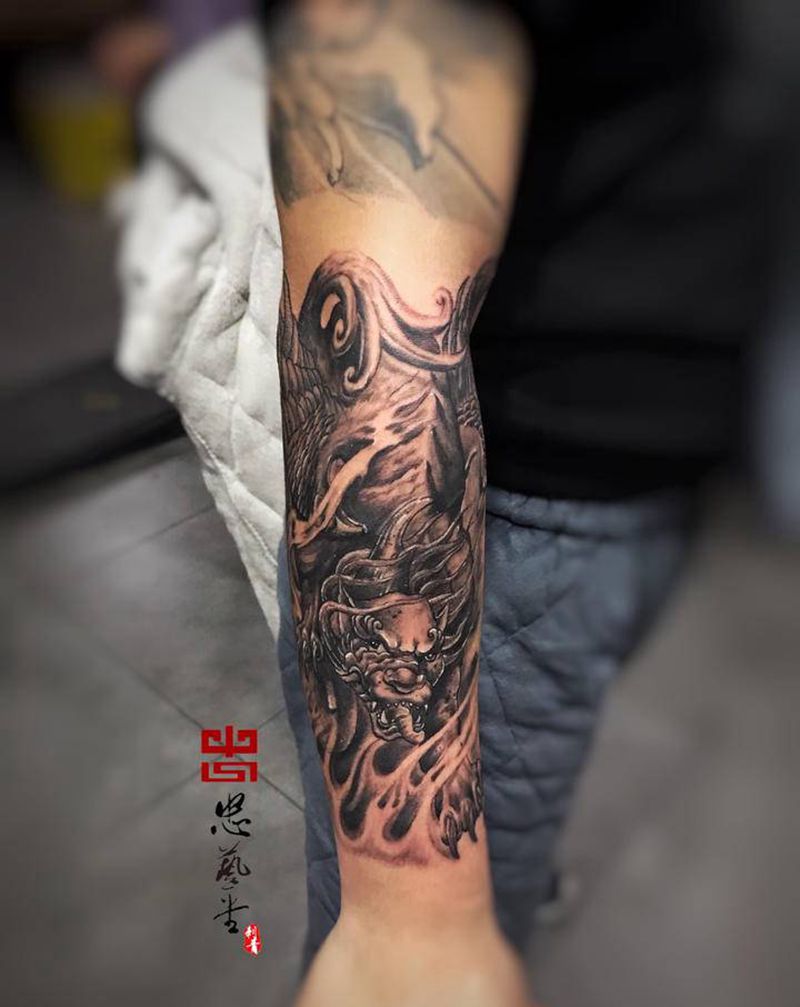 貔貅纹身图片_手部手臂新传统老传统纹身图案