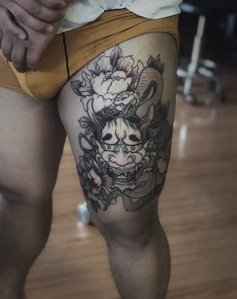 湘西瞳画纹身图片_腿部纹身图案