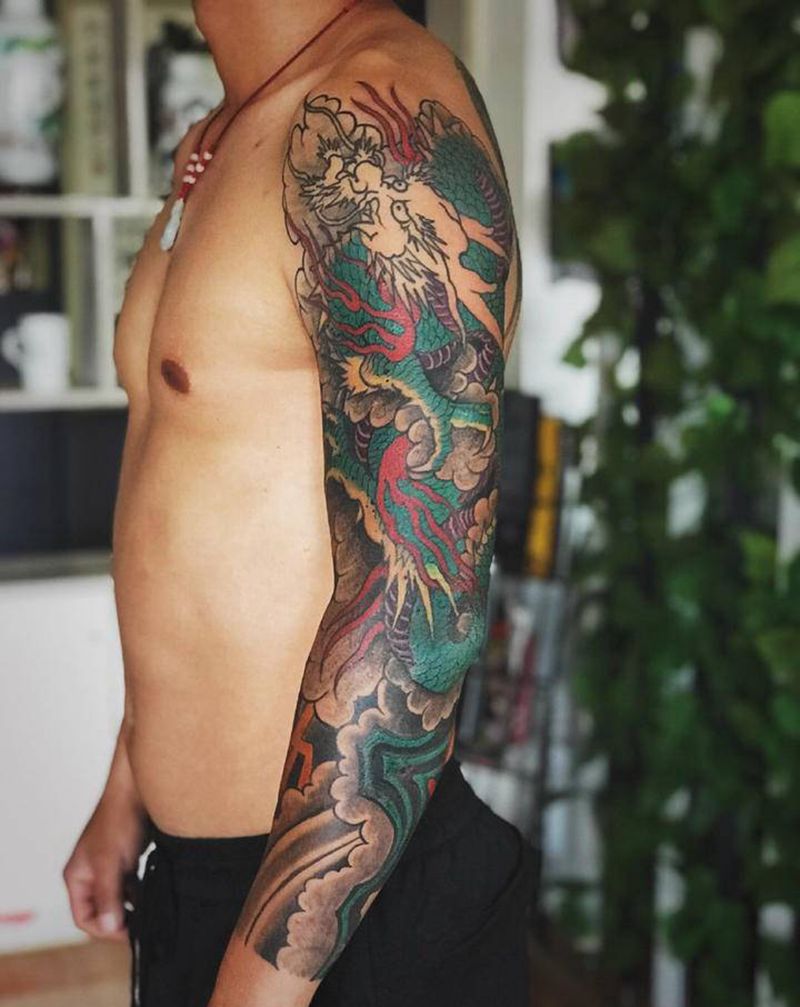 湘西瞳画纹身图片_手臂纹身图案