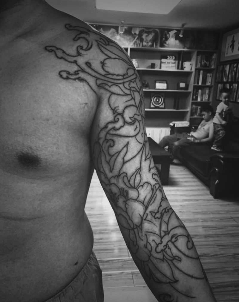 湘西瞳画刺青纹身图片_手臂新传统纹身图案