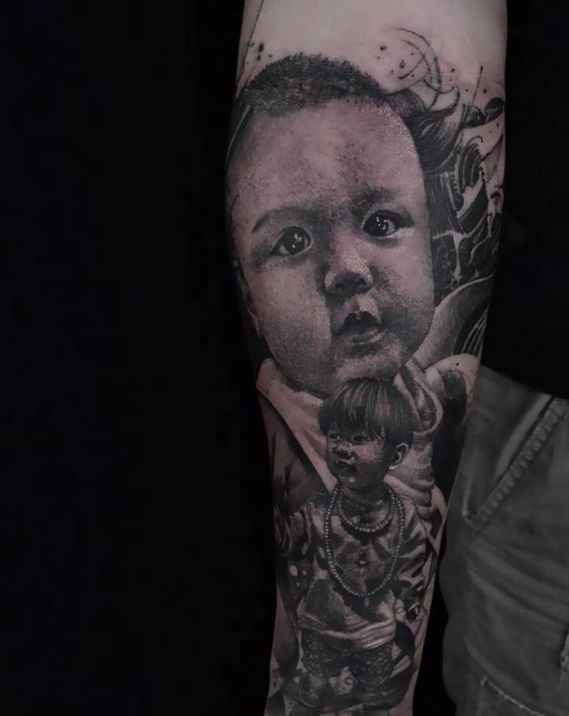 肖像作品纹身图片_手臂手部欧美写实水墨纹身图案